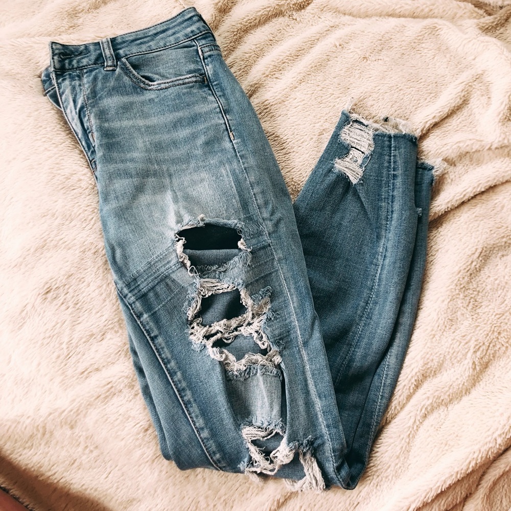 AE Hi rise distressed jeggings